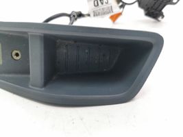 Ford C-MAX II Connettore plug in USB JCI2105971