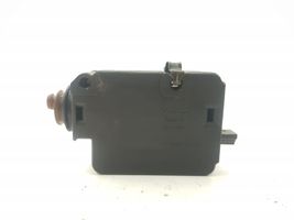 BMW 7 E65 E66 Motorino del tappo del serbatoio del carburante 6923972