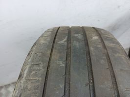 Chrysler 300 - 300C R18 summer tire 