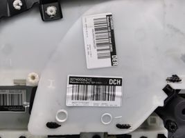 Citroen C4 Grand Picasso Обшивка передней двери 96784511YC