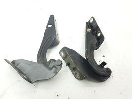 Mitsubishi Outlander Engine bonnet/hood hinges 