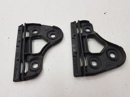 Audi A2 Support de montage de pare-chocs avant 8Z0821250