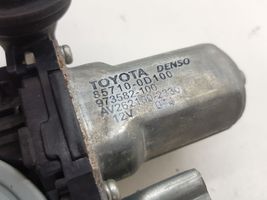 Toyota Yaris Elektryczny podnośnik szyby drzwi przednich 857100D100