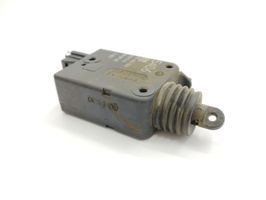 Opel Vectra B Stellmotor Heckklappe Kofferraumdeckel 90460062