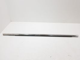 Hyundai i40 Rear door glass trim molding 