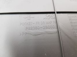 Hyundai Santa Fe Apmušimas priekinių durų (obšifke) P823802B000