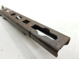 Peugeot 307 Rail de réglage hauteur de ceinture de sécurité 7371C8103