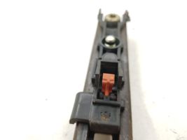 Peugeot 307 Rail de réglage hauteur de ceinture de sécurité 7371C8003