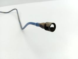Opel Vectra B Fuel line pipe 