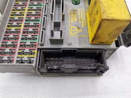 Opel Vectra B Fuse module 90505470