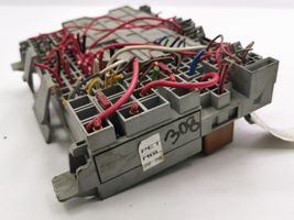 Opel Vectra B Fuse module 90505470