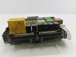 Opel Vectra B Fuse module 90505470