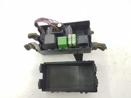 Opel Vectra B Module de fusibles 90506007