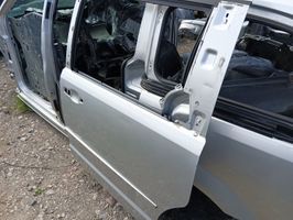 Chrysler Voyager Šoninės slankiojančios durys 