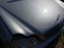 Mercedes-Benz C W203 Pokrywa przednia / Maska silnika 