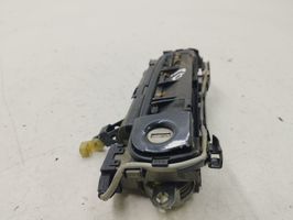 Audi A4 S4 B5 8D Maniglia esterna per portiera anteriore 1J0973803