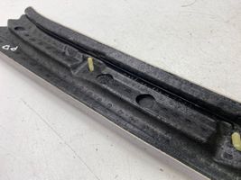 Maserati Quattroporte Rivestimento montante (A) 6528