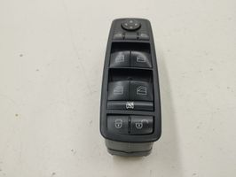 Mercedes-Benz B W245 Electric window control switch A1698206610