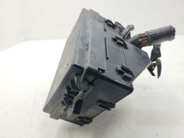 Mazda CX-7 Module de fusibles EG2166767