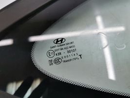 Hyundai Tucson TL Aizmugurējais virsbūves sānu stikls 87820D3000