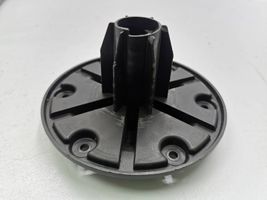 Mercedes-Benz A W169 Boulon de roue de secours A1698980014