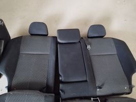 Nissan X-Trail T31 Juego interior 