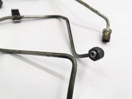 Toyota Corolla Verso AR10 Tuyau d'alimentation d'injecteur de carburant 