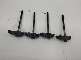 Toyota Corolla Verso AR10 Support de pince d'injecteur de carburant 