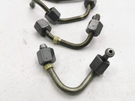 Mitsubishi Outlander Fuel injector supply line/pipe 