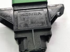 Honda CR-V Inne przełączniki i przyciski M48099