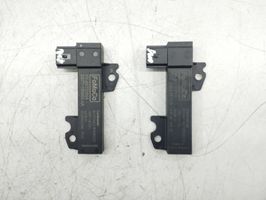 Ford Kuga II Antenas pastiprinātājs DS7T15K603AA