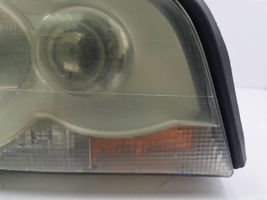 Volvo XC90 Lampa przednia 30698814