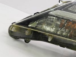 Toyota RAV 4 (XA40) Lampa przednia W0836