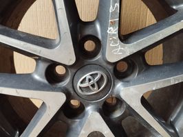 Toyota Auris E180 R16-alumiinivanne 42611YY500