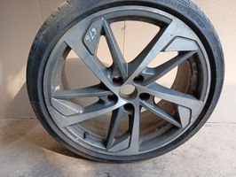 Audi A3 8Y R19-alumiinivanne 8y0601025R