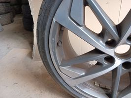 Audi A3 8Y Felgi aluminiowe R19 8y0601025R