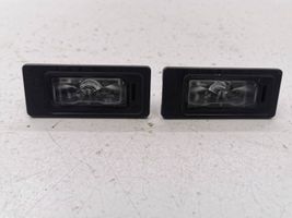 Seat Ateca Lampa oświetlenia tylnej tablicy rejestracyjnej 5NA943021