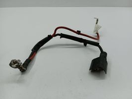 Volkswagen Golf VII Câble de batterie positif 5Q0971228A