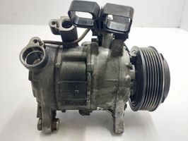 BMW 5 F10 F11 Ilmastointilaitteen kompressorin pumppu (A/C) GE4472604711