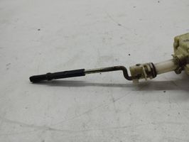 Volkswagen PASSAT B5 Moteur de verrouillage trappe à essence 380959782