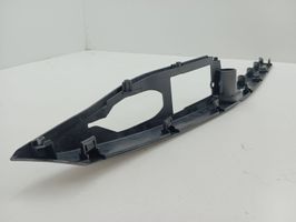 Mazda CX-7 Barra di rivestimento della portiera anteriore EH7068D4Y