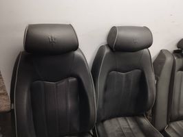 Maserati Quattroporte Tapicerka / Komplet 