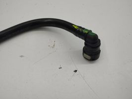 Maserati Quattroporte Tuyau d'alimentation conduite de carburant 7610283