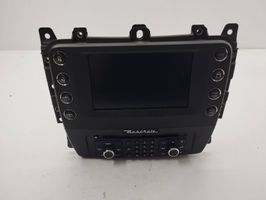 Maserati Quattroporte Radio/CD/DVD/GPS-pääyksikkö 00258393