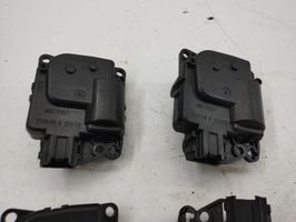 Chrysler Voyager Motorino attuatore aria M8679001