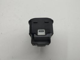 Seat Arona Veidrodėlių jungtukas 6f0959565