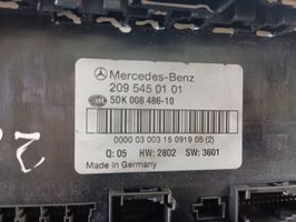 Mercedes-Benz C W203 Saugiklių blokas 2095450101