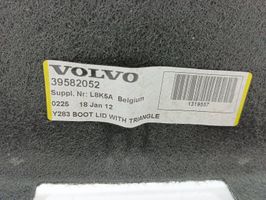 Volvo S60 Apdaila galinio dangčio 39582052