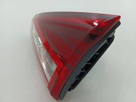 Seat Arona Lampy tylnej klapy bagażnika 6E9945308E