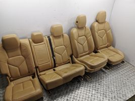 Porsche Cayenne (92A) Interior set 